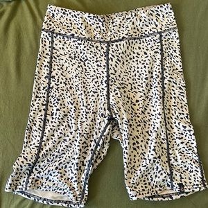 VOLCOM BIKER SHORTS